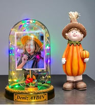 Size Özel Fotoğraflı Yazılı Renkli Led Işıklı Fanus ve Bal Kabağı Biblosu (Model 6)