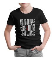 Good Things Come  Siyah Çocuk Tshirt