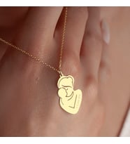 Kişiye Özel I Love You Yazılı Sarılan Anne Bebek Kolye 925K Gümüş (Gold)