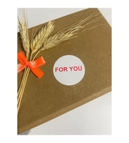 For You Kırmızı Yazılı Yuvarlak yapışkanlı etiket 3x3 cm 150 adet