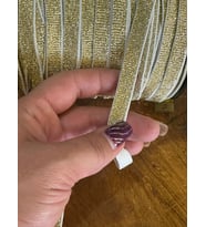 ALTIN SARISI VARAKLI LASTİK DİKİŞ GİYİM AKSESUARI EN 1 CM (1 METRE )