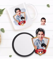BK Gift Kişiye Özel Erkek Fotoğrafçı Karikatürlü Beyaz Kupa ve Ahşap Bardak Altlığı Hediye Seti-1