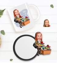 BK Gift Kişiye Özel Kadın Öğretmen Karikatürlü Beyaz Kupa ve Ahşap Bardak Altlığı Hediye Seti-4