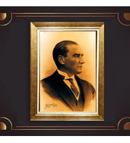 Altın Varaklı Çerçeveli Paspartulu Atatürk Tablo z4918 (Gold)