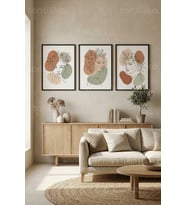 Zarif Çiçekli Kadın Line Art Temalı 3’lü Ahşap Çerçeveli Tablo Seti