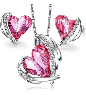 Swarovski Renkli Taşlı, Zirkon Taş İşlemeli  Kalp Takı Seti (Kolye Küpe), Yeni Yıl, Sevgililer Günü Hediye si, Ahşap Kutu İçerisinde (Pembe)