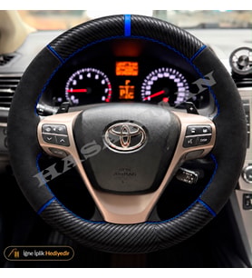 Toyota Avensis T270 Dikme Direksiyon Kılıfı Alcantara Süet Mat Karbon Mavi Yüzük ve Dikiş Elegant-Elegant Extra-Executive 2009-2015