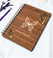 Kişiye Özel Kelebek Desenli Ahşap Kapaklı Defter - Ajanda - İsme Özel - A5 60 Yaprak (120 SAYFA) Hediyelik (Gold)