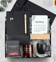 Defter & Kalem & Takvim & Mum & Selamlıque & Fincan Premium Hediye Seti