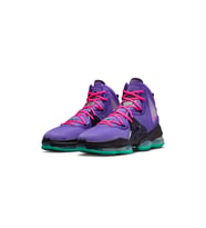 LEBRON JAMES XIX WILD BERRY MOR PURPLE BASKETBOL AYAKKABISI