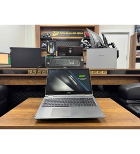 Acer Aspire R15 Intel Core i5 6200U 8GB RAM 240GB SSD 15.6” DOKUNMATİK FHD (İKİNCİ EL)