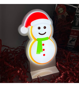 Kardan Adam Yılbaşı Masaüstü Led Lamba/gece Lambası/usb’li Ve Uv Baskılı (leon—led Ile Neon Görünüm) 9*14 cm