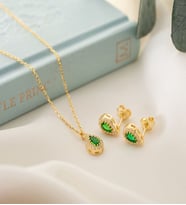 925 Ayar Gümüş Mayıs Ayı Doğum Taşı ( Emerald ) Kolye - Küpe Seti