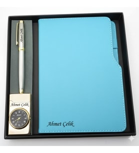 Signator® Codex  N364 Kişiye Özel Defterli Set - İsme Özel Gümüş Kalem + İsme Özel Turkuaz Defter + İsme Özel Gold Çakmak  İsme Özel Kutusunda Hediyelik Set (Karışık)