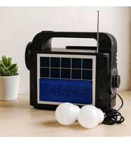 Solar 3'ü 1 Arada El Feneri Radyo MP3 Bluetooth Powerbank
