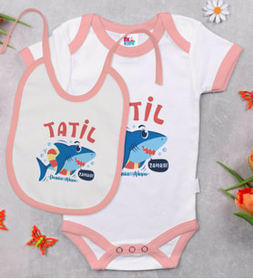 BK Kids Kişiye Özel Tatil Zamanı Tasarımlı Pembe Bebek Body Zıbın ve Mama Önlüğü Hediye Seti-1