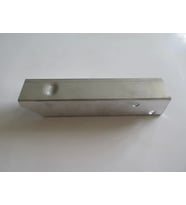 Mercedes A Class- W176- 11/16; Ön Panel Bağlantı Braketi (Küçük) Sağ/Sol Aynı (Adet) (Oem No: 246626