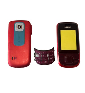 Nokia 3600s Kapak Nokia 3600 Slide uyumlu Kırmızı Renk Ön Kapak Arka Kapak Tuş Takımı