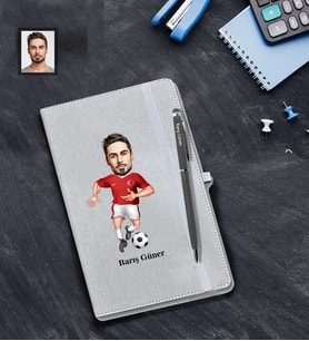 Kişiye Özel Milli Takım Karikatürlü Gri Defter Kalem Hediye Seti Bay-2