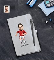 Kişiye Özel Milli Takım Karikatürlü Gri Defter Kalem Hediye Seti Bay-2
