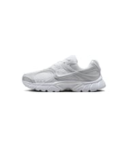 Nike V5 RNR Kadın Spor Ayakkabı