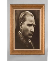 Altın Varaklı Paspartulu Çerçeveli Atatürk Tablo nt634