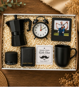 Babalar Gününe Özel Fotoğraflı Çerçeve,Moka Pot,Hoparlör,Mekanizmalı Cüzdan,Fincan Ve Masa Saati Hediye Seti