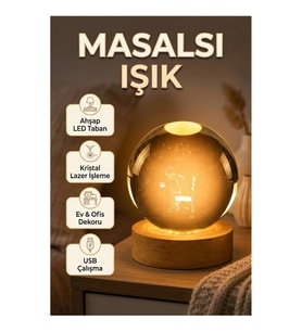 Küçük Prens Temalı 8 cm Işıklı Cam Küre – USB Çalışma ve Ahşap Altlık