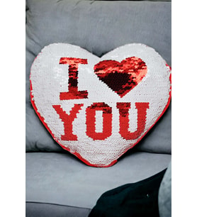Sevgililer Günü Hediyesi Pullu Çift Yön I Love You Kalpli Yastık 25x20 Cm(Orta Boy)