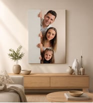 Yapay Zekâ ile Kişiye Özel Sıralı Aile Portresi Kanvas Tablo