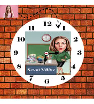 Öğretmen Sınıf Karikatürlü İsimli Kişiye Özel Saat