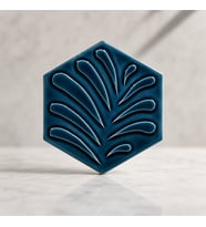 Armada Çini 15x17 Cm Yapraklı Petrol mavisi Altıgen Seramik