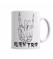 Caveira Alien Trip Kupa Bardak Porselen