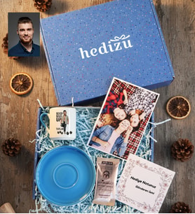 Kişiye Özel Karikatürlü Never Give Up Motivasyon Hediye Kutusu - Kişiye Özel Türk Kahvesi Fincanı, Türk Kahvesi 6 Gr, Fotoğraf 1 Adet Doğum Günü Hediyesi