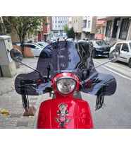 MOTOCAM Arora Malibu 125 Ön Cam 2017-2026 Model 39cm Siyah Renkli 4mm Elcikli APARATSIZ