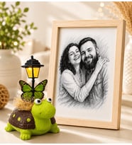 Kişiye Özel Karakalem Fotoğraflı Ahşap Çerçeveli Yeşil Kaplumbağa Masa Lambası