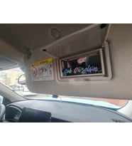 Araba Güneşlik Aynası için Hologramlı Renkli Çok Güzelsin Sticker Etiket 7cm ve 10cm Toplam 4 Adet (Çok Renkli)