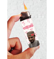 Renkli Kızıl Goncalar Baskılı Klasik Metal Çakmak, Şık ve Dayanıklı