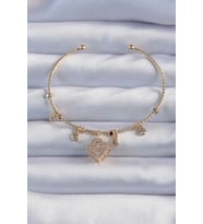 Pirinç Renk Zirkon Taşlı Yonca Model Charm Bileklik TJ-BB6327