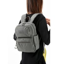 Unisex Sırt Çantası Paraşüt Kumaş Hafif Çok Cepli Yağmur İtici Kumaş 34*24 Cm 571 Collection