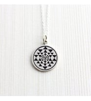 Kişiye Özel 925 Ayar Gümüş Sri Yantra Kolye
