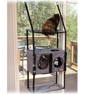 K&H PET PRODUCTS EZ Mount Penthouse Townhouse kedi mobilyası, pencere için 4 raflı Teşhir