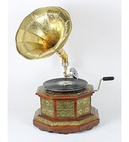 Ahşap Metal Kaplamalı Sekizgen Gramofon