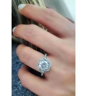 Sky Diamond Taşlı 925ayar Gümüş Üzerine Beyaz Altın Kaplama Tek Taş Gül Yüzük