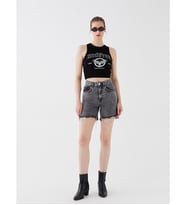 LCW Jeans Siyah Bermuda Fit Yırtık Detaylı Kadın Jean Şort