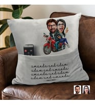 BK Gift Kişiye Özel Sevgililer Karikatür Tasarımlı Organizer Kumanda ve Atıştırmalık Cepli Gri Kırlent Yastık-97 Arkadaşa Hediye, Cepli Yastık