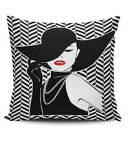 Alkanhomes  Pop Art Kızları Dijital Baskılı Kırlent Kılıfı