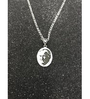 Atatürk Silüetli Kolye ve Gümüş Zincir