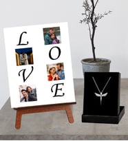 Kişiye Özel Masaüstü 4 Fotoğraflı  Anı Fotoğrafı Love Tasarımlı Şövale Ve Melek Figürlü Kolye