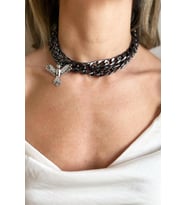 Gri Anka Detaylı Siyah Zincir Choker Kolye